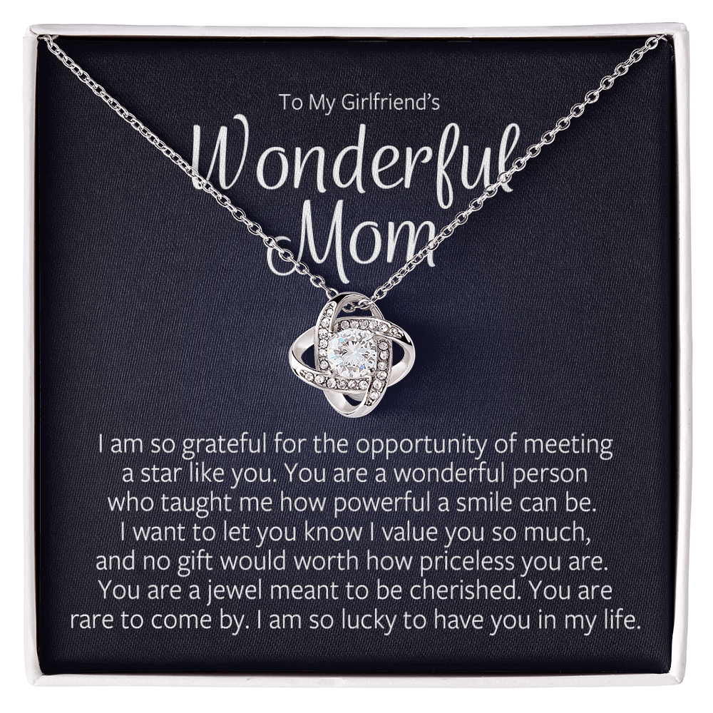 To My Girlfriend's Wonderful Mom - Love Knot Necklace